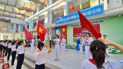 ĐỪNG CHỈ LƯỚT QUA, HÃY “CHẠM” ĐỂ ĐỒNG HÀNH!